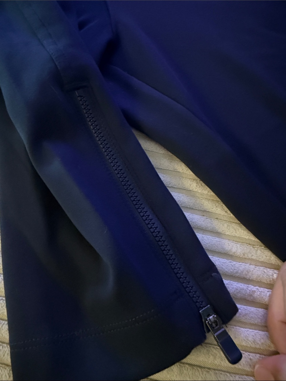 Athleta Navy High-Rise Performance Leggings with Ankle Zips - Picture 5 of 5